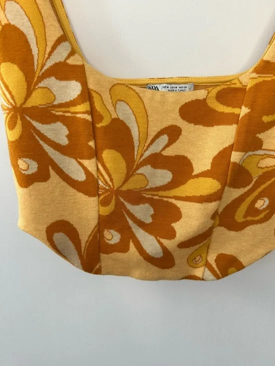 Zara Women’s Gold Floral Jacquard Corset Style Sleeveless Cropped Top, Medium - Picture 5 of 7